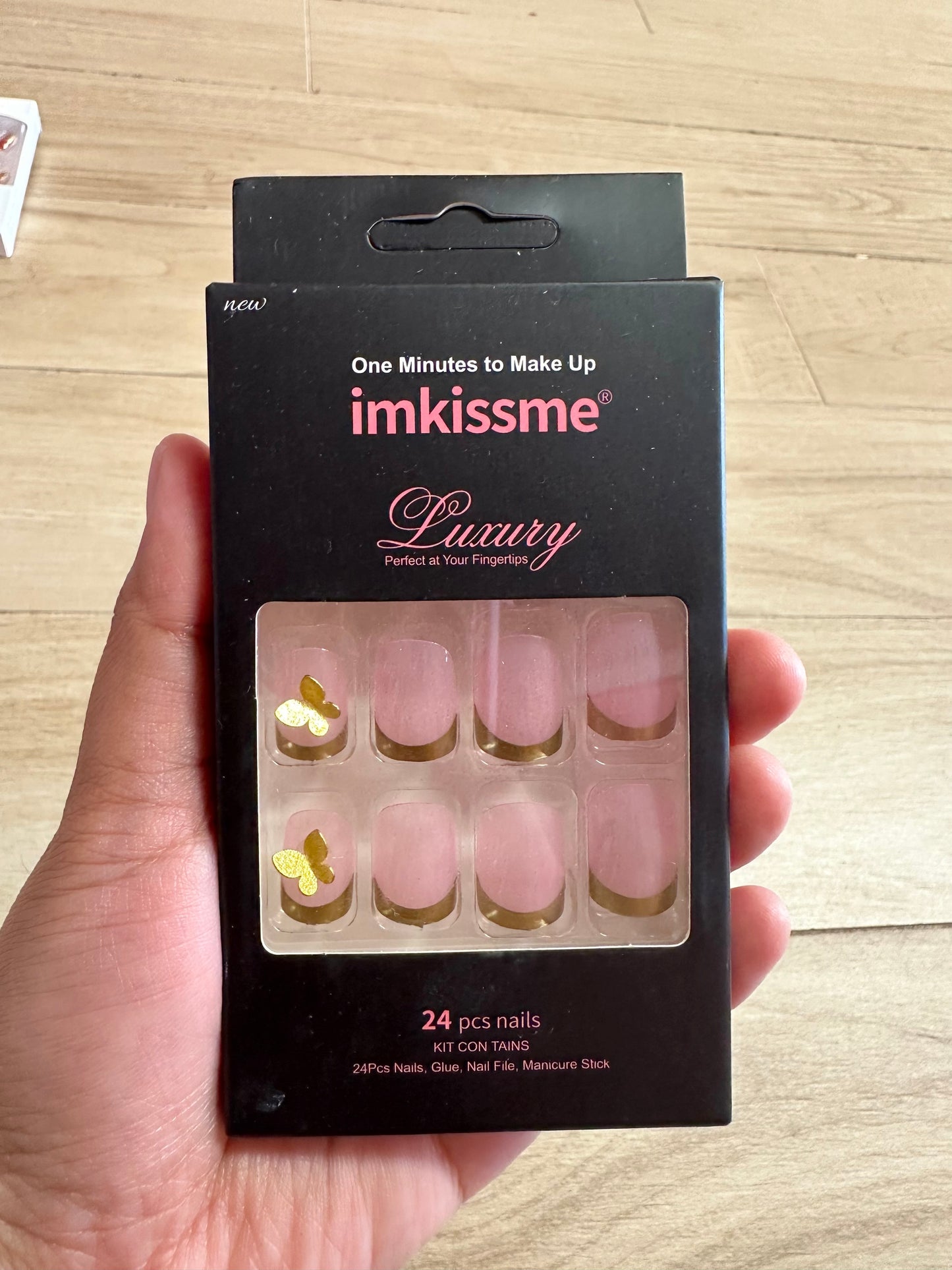 Stick-on Nails